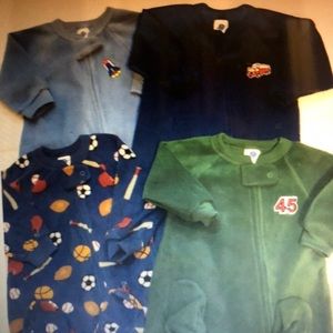 Sleeper infant boys new sizes 3-6 months, 9-12 months polyester fleece Planetzzz